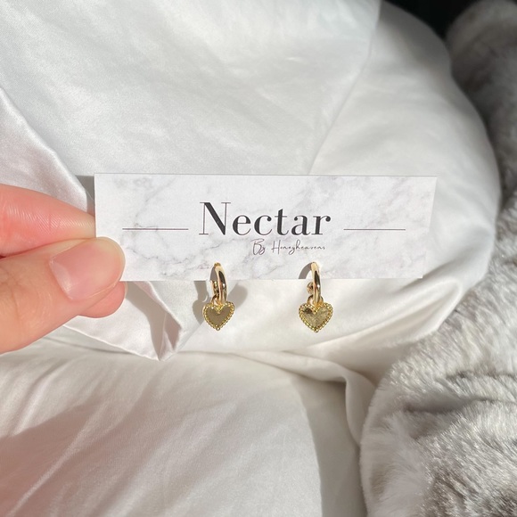 18k Gold filled Heart Earring Huggies - Picture 4 of 5